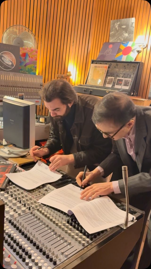 RÉMI KLEIN 

Officially signed by @tricatel_istgr , we are delighted to announce that @remiklein_vie joins the label. 

His debut album ‘Friend In Need’ will be released on June 20. More info soon.
